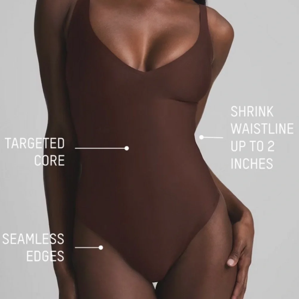 SKIMS Scoop Neck Thong Bodysuit size Large NIB